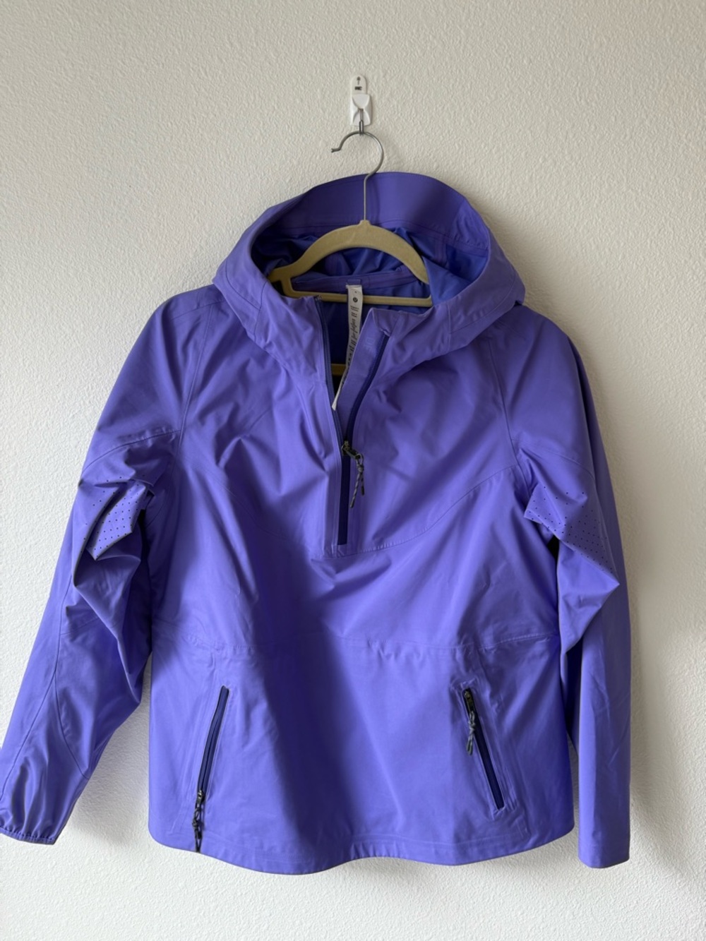 Lululemon Purple Hooded Anorak Pullover Rain Jacket
